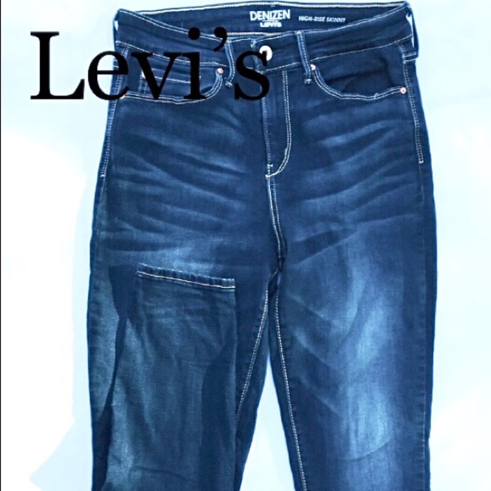 Levi High Rise skinny jeans